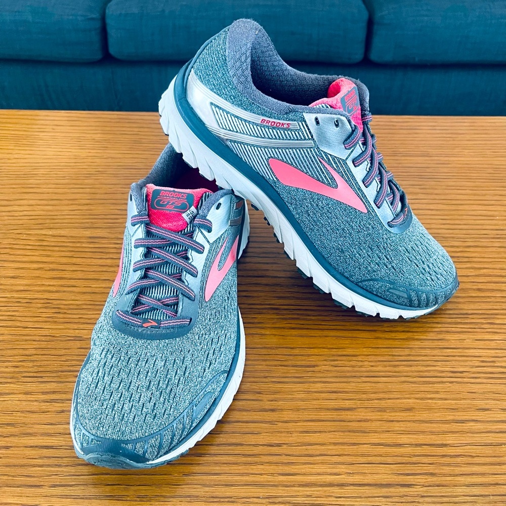 Brooks 1202681B079 Women's Adrenaline GTS 18 Ebony/Silver/Pink Sneakers Sz 9.5